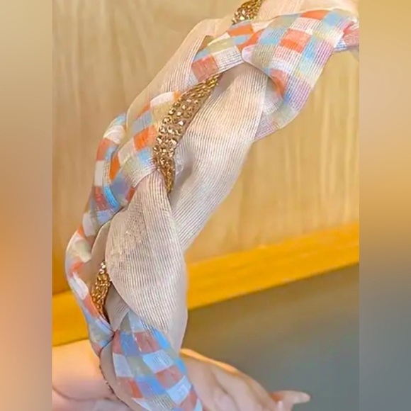 Vintage Style Braided Rhinestone Headband - Picture 2 of 6